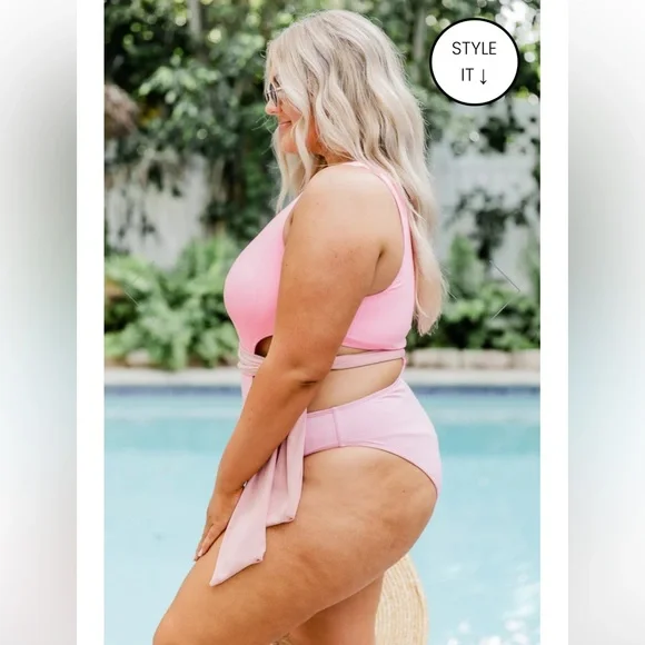 🎉 HP 🎉 SOAKING UP THE SUN PINK ONE PIECE SWIMSUIT - Picture 3 of 10
